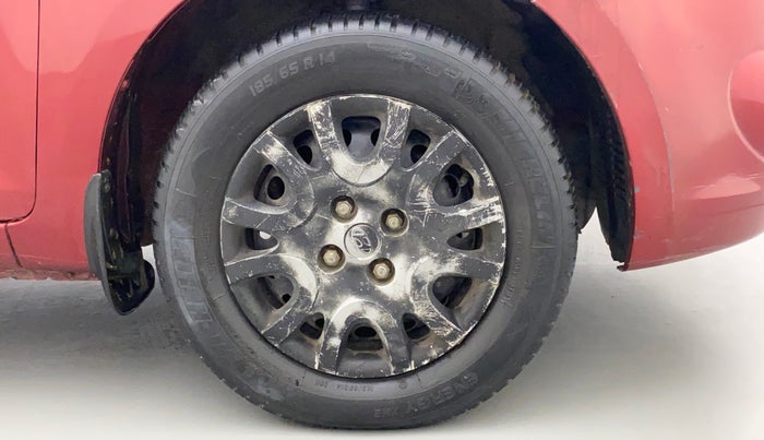 2011 Hyundai i20 MAGNA (O) 1.2, Petrol, Manual, 83,121 km, Right Front Wheel