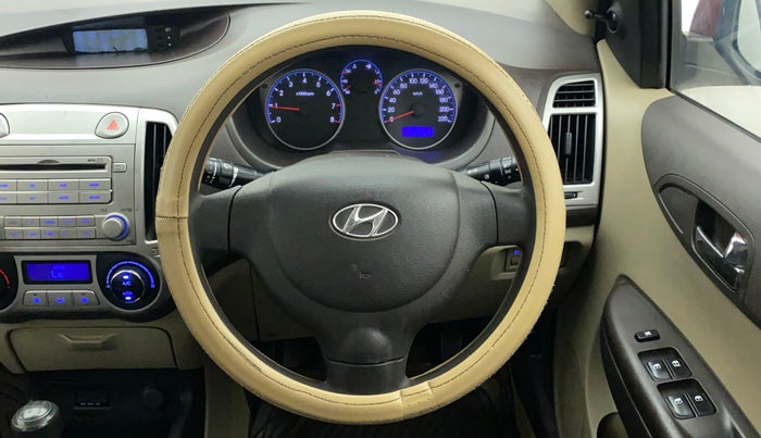 2011 Hyundai i20 MAGNA (O) 1.2, Petrol, Manual, 83,121 km, Steering Wheel Close Up