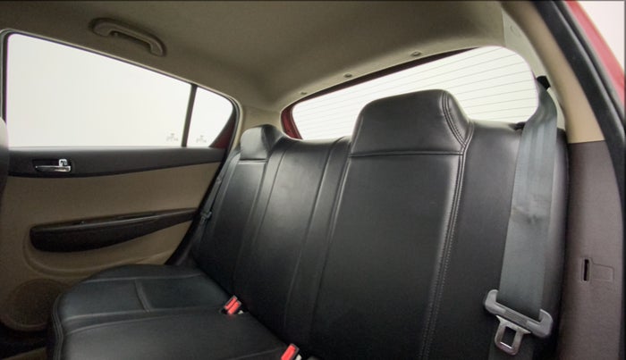 2011 Hyundai i20 MAGNA (O) 1.2, Petrol, Manual, 83,121 km, Right Side Rear Door Cabin