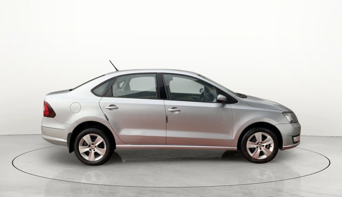 2018 Skoda Rapid AMBITION 1.6 MPI MT, Petrol, Manual, 33,510 km, Right Side View