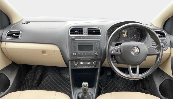 2018 Skoda Rapid AMBITION 1.6 MPI MT, Petrol, Manual, 33,510 km, Dashboard