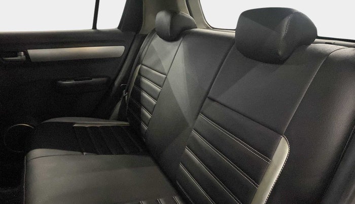 2010 Maruti Swift VXI, Petrol, Manual, 83,036 km, Right Side Rear Door Cabin