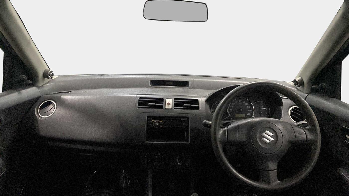 2010 Maruti Swift VXI, Petrol, Manual, 83,036 km, Dashboard