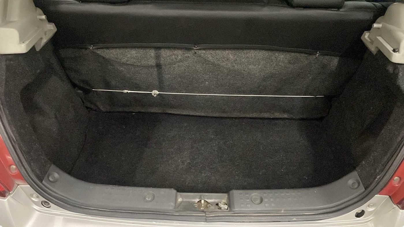 2010 Maruti Swift VXI, Petrol, Manual, 83,036 km, Boot Inside