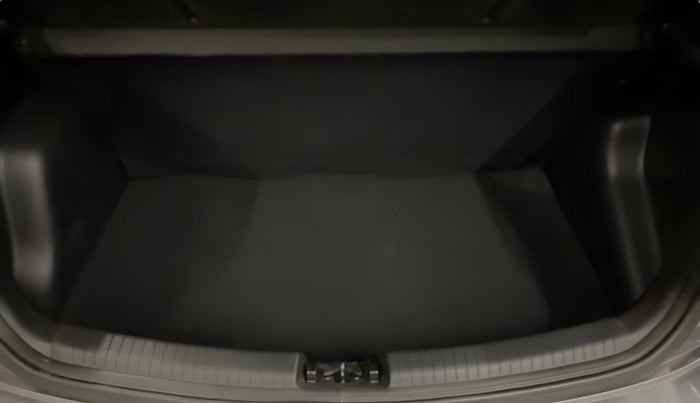 2019 Hyundai Grand i10 SPORTZ 1.2 KAPPA VTVT, Petrol, Manual, 15,100 km, Boot Inside