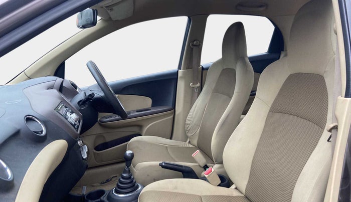 2012 Honda Brio V MT, Petrol, Manual, 42,375 km, Right Side Front Door Cabin