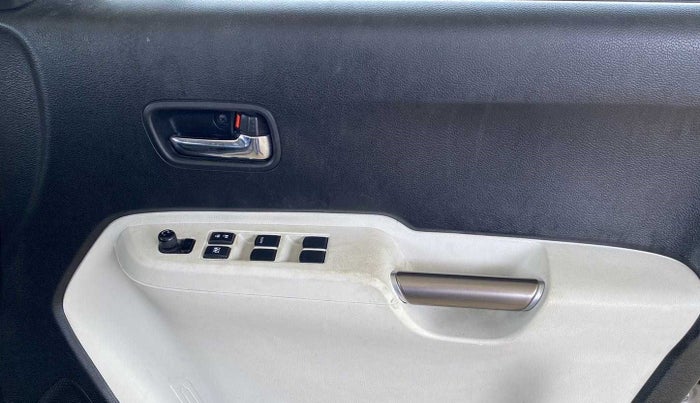 2017 Maruti IGNIS ZETA 1.3 AMT, Diesel, Automatic, 60,784 km, Driver Side Door Panels Control