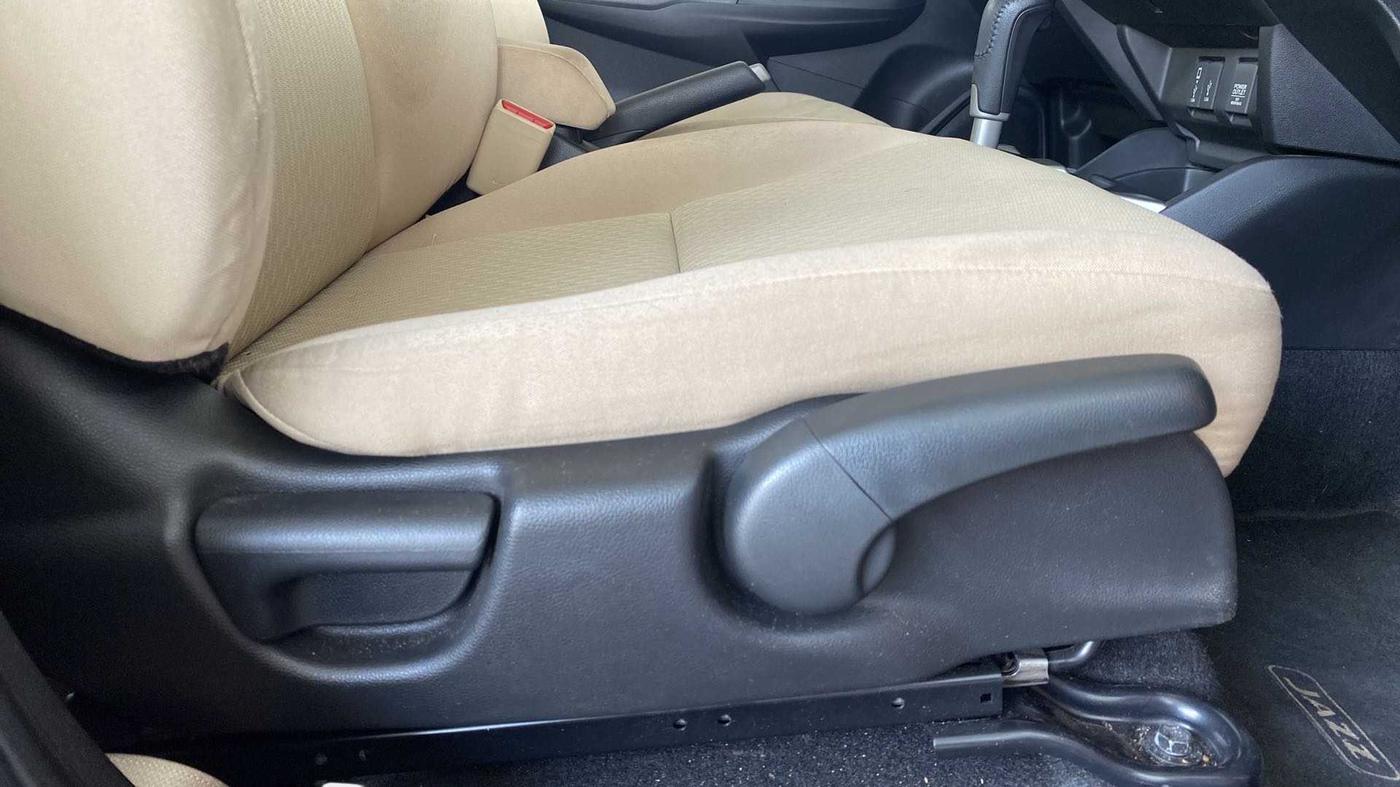 2018 Honda Jazz 1.2L I-VTEC VX CVT, Petrol, Automatic, 25,303 km, Driver Side Adjustment Panel