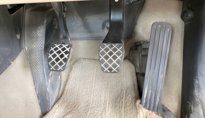 2016 Volkswagen Jetta COMFORTLINE TDI, Diesel, Manual, 1,05,437 km, Pedals