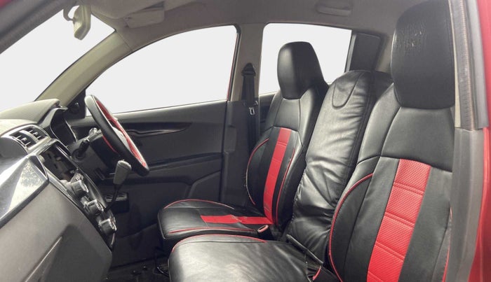 2018 Mahindra KUV 100 NXT K2 P 6 STR, Petrol, Manual, 61,558 km, Right Side Front Door Cabin