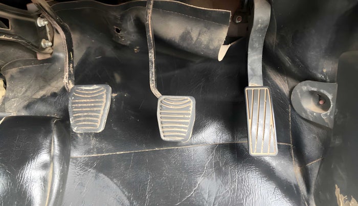 2018 Mahindra KUV 100 NXT K2 P 6 STR, Petrol, Manual, 61,558 km, Pedals