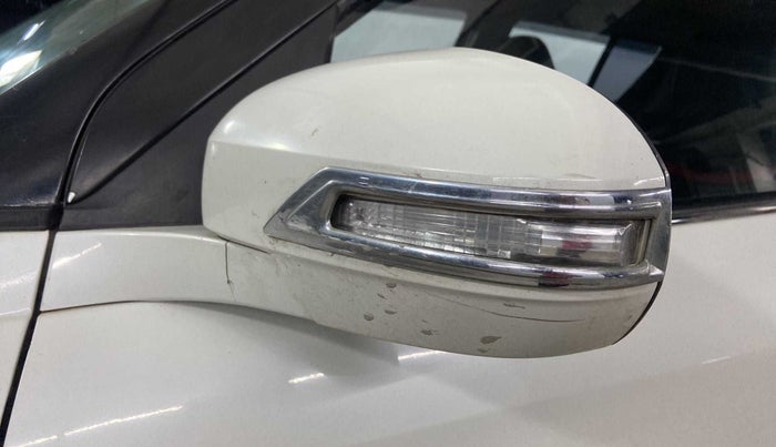 2016 Maruti Swift VXI, Petrol, Manual, 40,368 km, Left rear-view mirror - Mirror motor not working