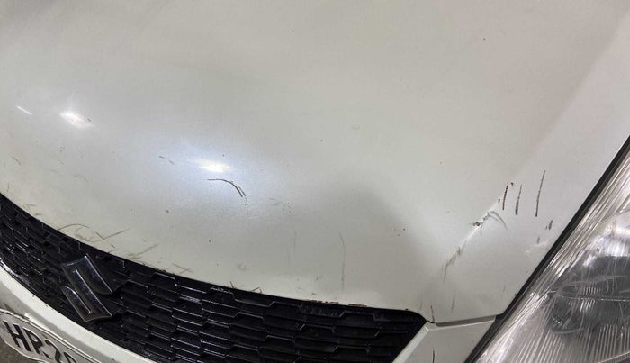 2016 Maruti Swift VXI, Petrol, Manual, 40,368 km, Bonnet (hood) - Minor scratches