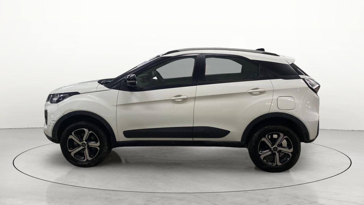 2022 Tata NEXON XZA PLUS (O) DIESEL, Diesel, Automatic, 33,065 km, Left Side