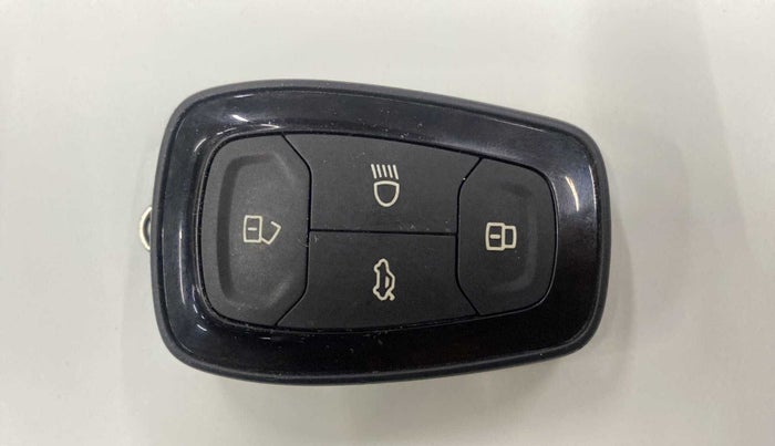 2022 Tata NEXON XZA PLUS (O) DIESEL, Diesel, Automatic, 33,065 km, Key Close Up