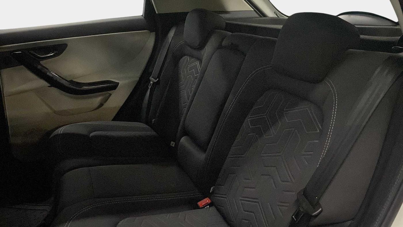 2022 Tata NEXON XZA PLUS (O) DIESEL, Diesel, Automatic, 33,065 km, Right Side Rear Door Cabin