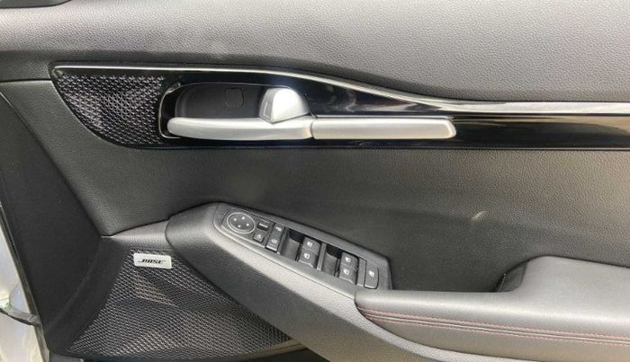 2020 KIA SELTOS GTX PLUS 1.4 PETROL, Petrol, Manual, 15,955 km, Driver Side Door Panels Control