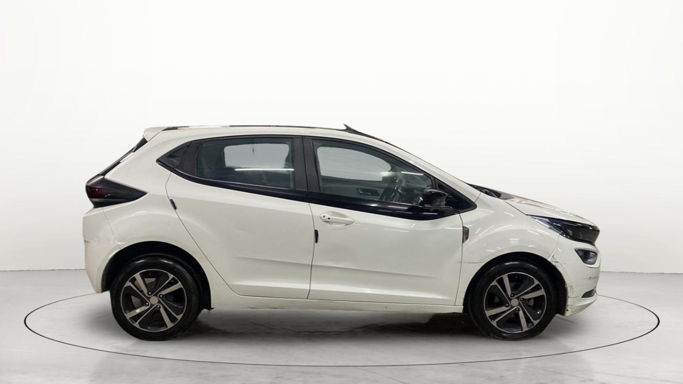 2021 Tata ALTROZ XZ DIESEL, Diesel, Manual, 60,526 km, Right Side View