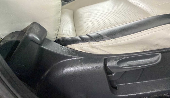 2019 Volkswagen Ameo COMFORTLINE 1.5L, Diesel, Manual, 45,257 km, Driver Side Adjustment Panel