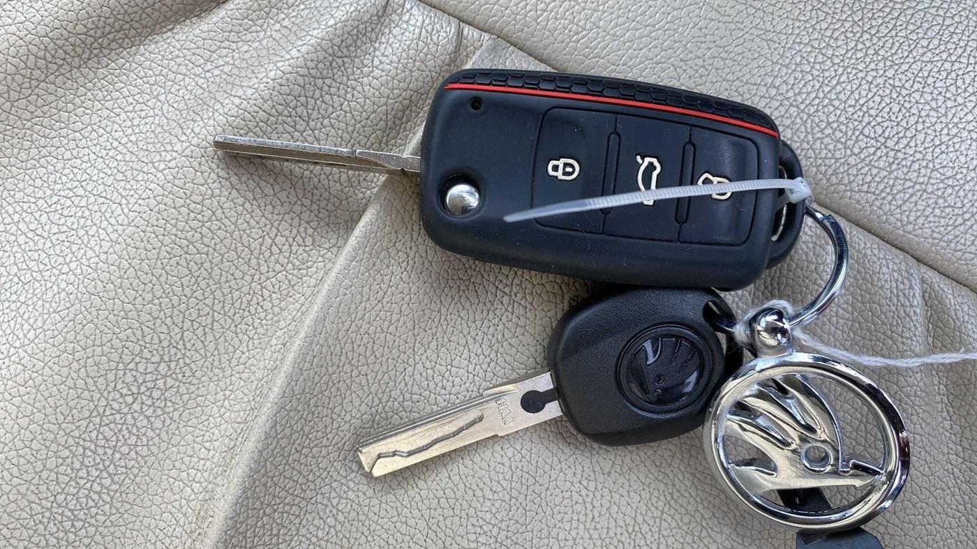 2019 Skoda Rapid AMBITION 1.5 TDI AT, Diesel, Automatic, 37,383 km, Key Close Up
