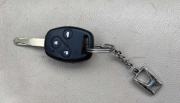 2014 Honda Amaze 1.5L I-DTEC S, Diesel, Manual, 88,392 km, Key Close Up