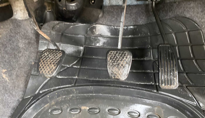 2014 Honda Amaze 1.5L I-DTEC S, Diesel, Manual, 88,392 km, Pedals