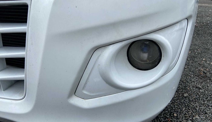 2017 Maruti Wagon R 1.0 VXI, CNG, Manual, 80,567 km, Left fog light - Not working