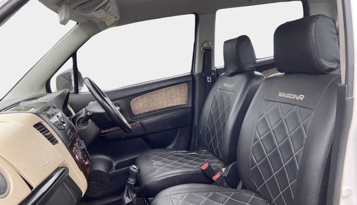 2017 Maruti Wagon R 1.0 VXI, CNG, Manual, 80,567 km, Right Side Front Door Cabin