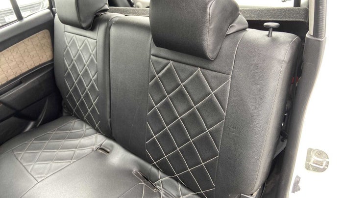 2017 Maruti Wagon R 1.0 VXI, CNG, Manual, 80,567 km, Second-row left seat - Folding lever not working