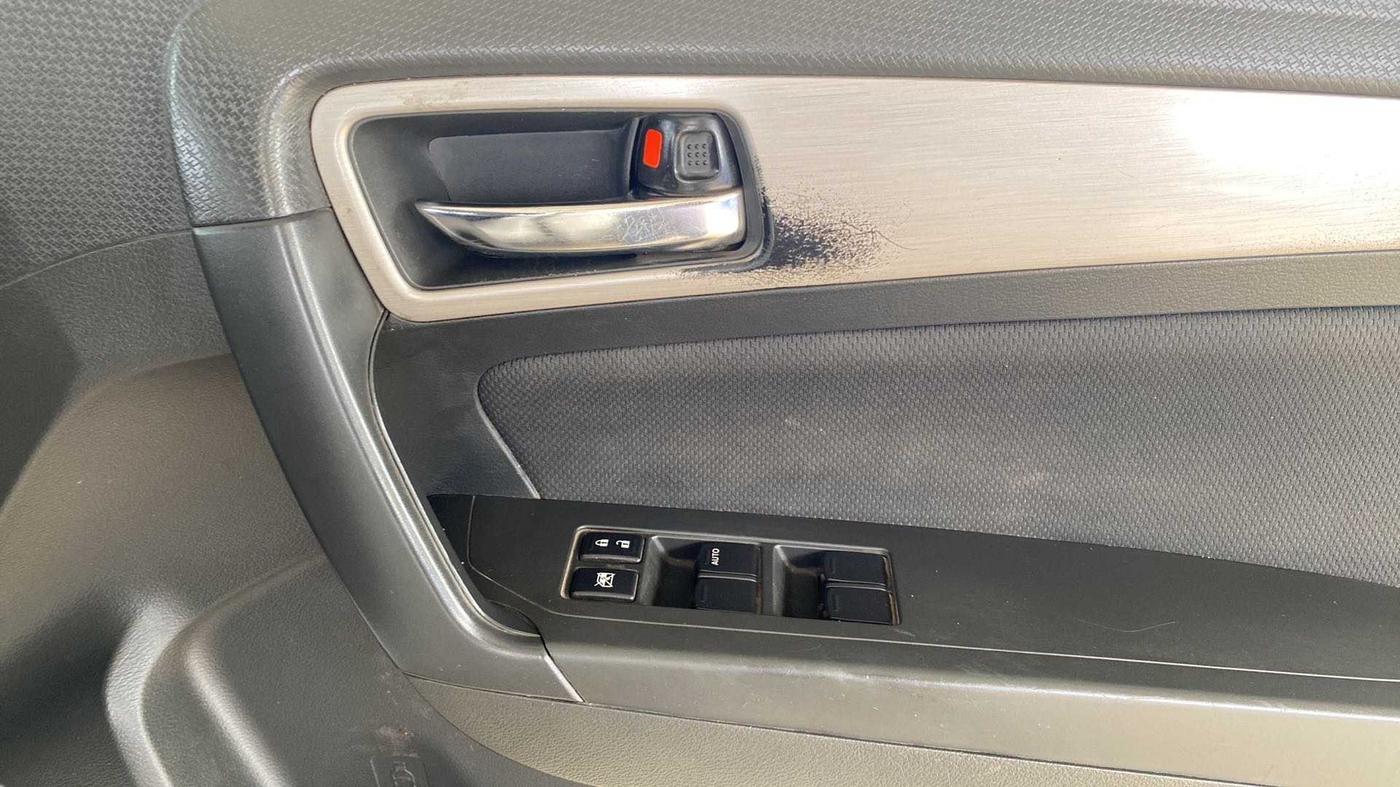 2017 Maruti Vitara Brezza ZDI, Diesel, Manual, 89,409 km, Driver Side Door Panels Control