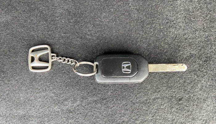 2019 Honda WR-V 1.2L I-VTEC S MT, Petrol, Manual, 25,322 km, Key Close Up