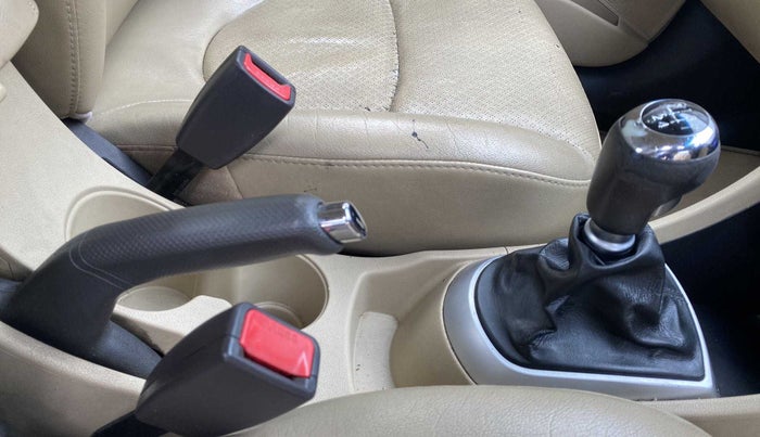 2013 Hyundai Verna FLUIDIC 1.6 VTVT SX OPT, Petrol, Manual, 50,908 km, Gear Lever