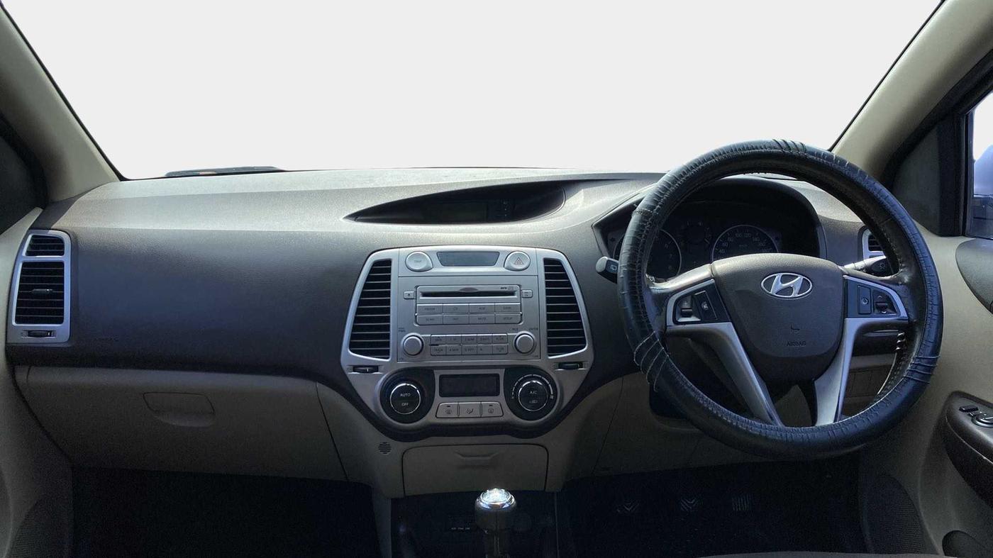 2011 Hyundai i20 ASTA 1.2, Petrol, Manual, 46,624 km, Dashboard