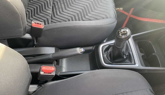 2021 Maruti Swift VXI, Petrol, Manual, 24,028 km, Gear Lever