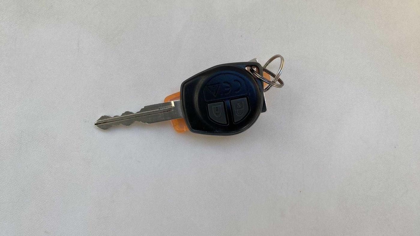 2021 Maruti Swift VXI, Petrol, Manual, 24,028 km, Key Close Up