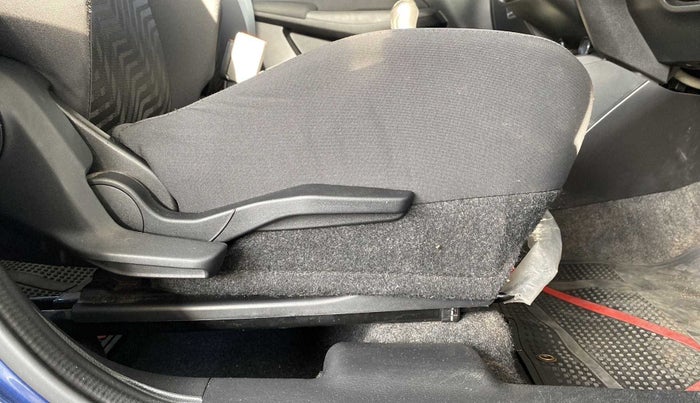 2021 Maruti Swift VXI, Petrol, Manual, 24,028 km, Driver Side Adjustment Panel