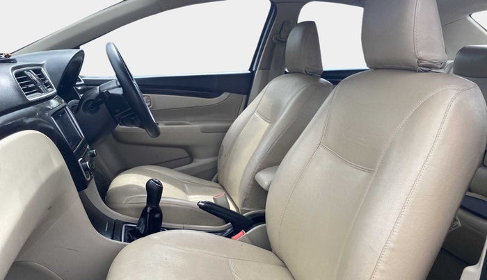 2016 Maruti Ciaz ZDI+ SHVS, Diesel, Manual, 1,00,094 km, Right Side Front Door Cabin