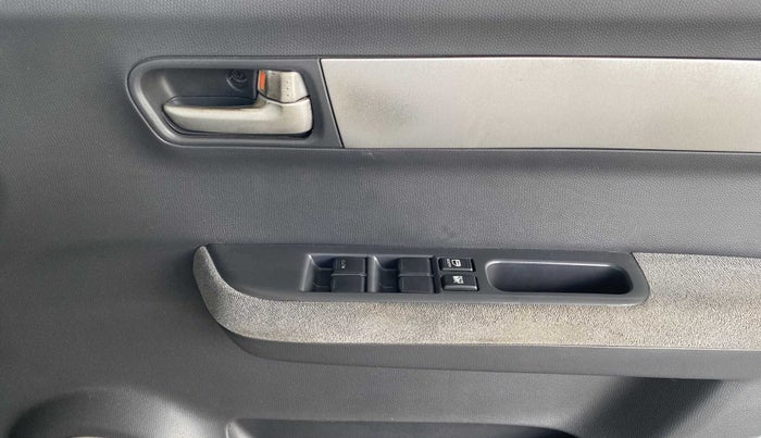 2011 Maruti Swift Dzire VXI, Petrol, Manual, 97,341 km, Driver Side Door Panels Control