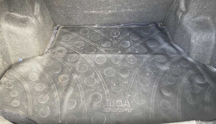 2011 Maruti Swift Dzire VXI, Petrol, Manual, 97,341 km, Boot Inside