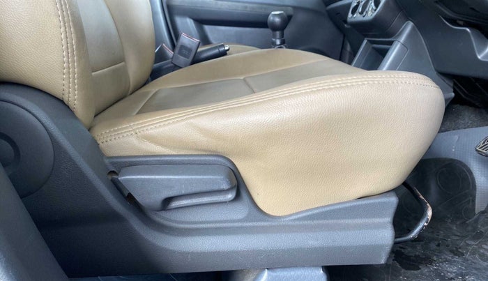 2011 Maruti Swift Dzire VXI, Petrol, Manual, 97,341 km, Driver Side Adjustment Panel