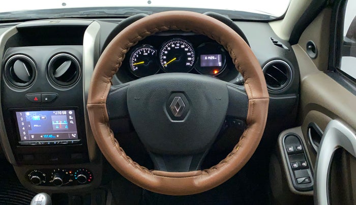 2018 Renault Duster RXE PETROL, Petrol, Manual, 61,537 km, Steering Wheel Close Up