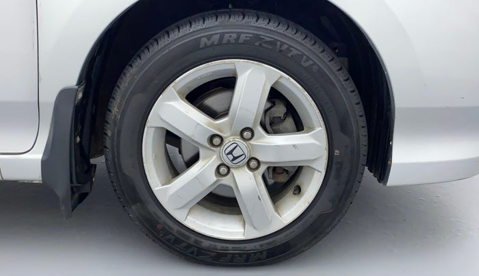 2010 Honda City 1.5L I-VTEC V MT, Petrol, Manual, 1,01,678 km, Right Front Wheel