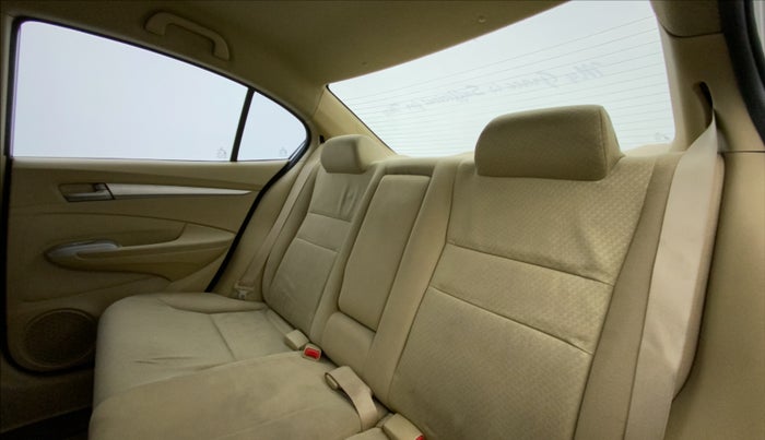 2010 Honda City 1.5L I-VTEC V MT, Petrol, Manual, 1,01,678 km, Right Side Rear Door Cabin