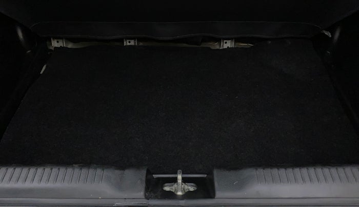 2021 Maruti Swift VXI, Petrol, Manual, 57,572 km, Boot Inside