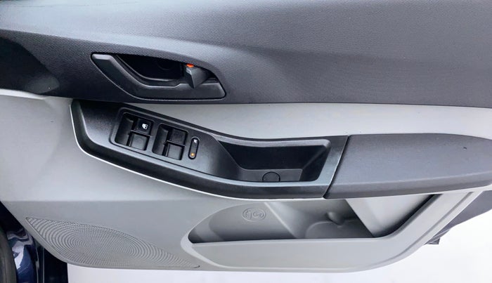 2022 Tata Tiago XT CNG, CNG, Manual, 18,551 km, Driver Side Door Panels Control