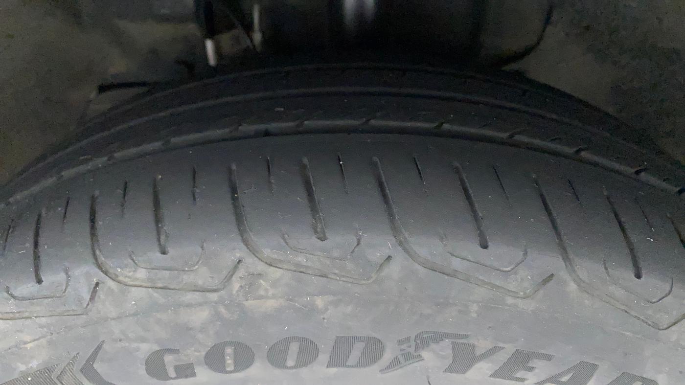 2022 Tata Tiago XT CNG, CNG, Manual, 18,551 km, Left Front Tyre Tread