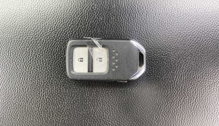 2016 Honda BR-V 1.5L I- DTEC V, Diesel, Manual, 90,308 km, Key Close Up