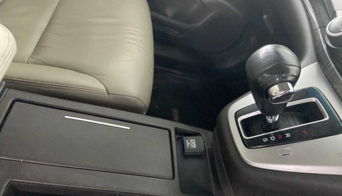2018 Honda CRV 2.4L 4WD AVN AT, Petrol, Automatic, 67,656 km, Gear Lever
