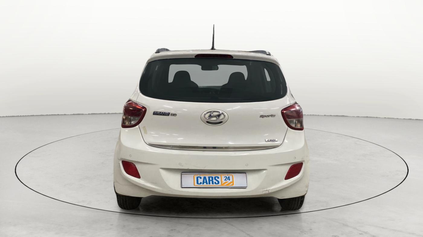 2016 Hyundai Grand i10 SPORTZ 1.1 CRDI, Diesel, Manual, 91,947 km, Back/Rear
