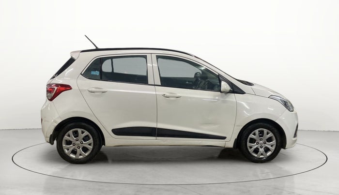 2016 Hyundai Grand i10 SPORTZ 1.1 CRDI, Diesel, Manual, 91,947 km, Right Side View